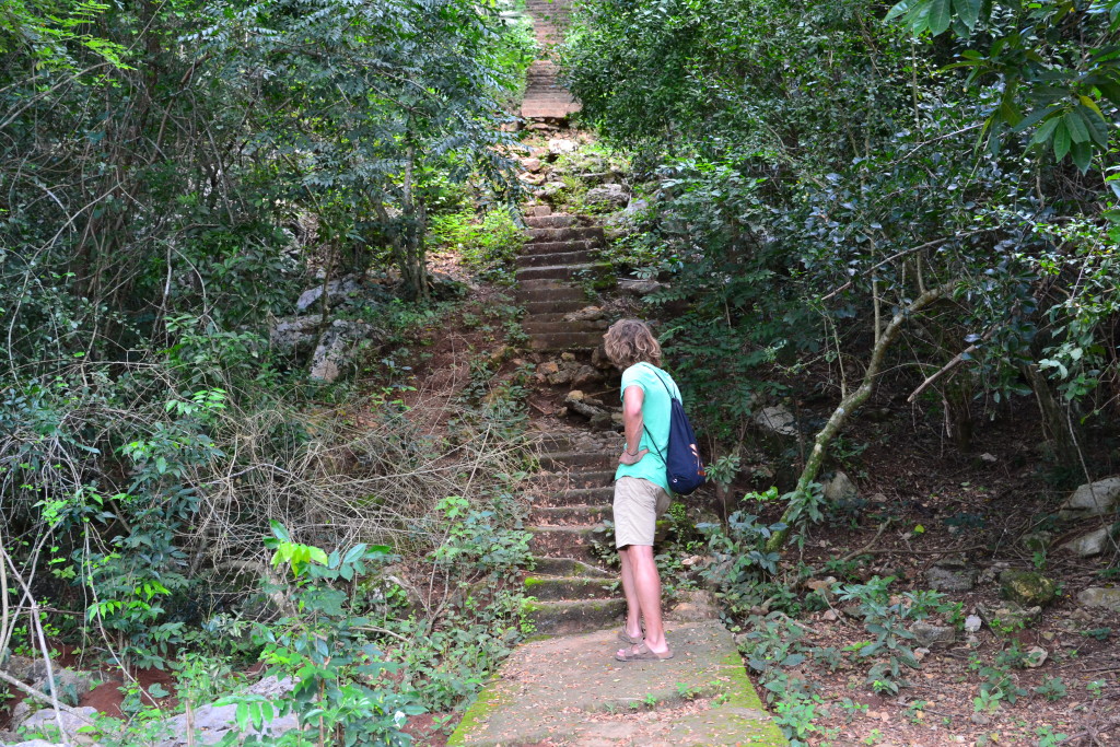 Aufstieg zu einer Höhlenpassage